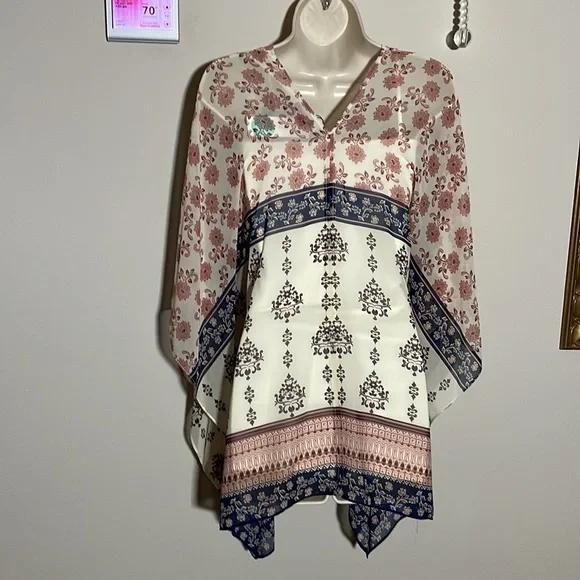 Vince Camuto poncho top, XS - Picture 2 of 3